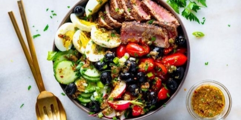 Nisuaz salata - najbolji recepti sa tunom i lososom