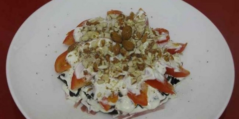 Salata sa šljivama - foto recept