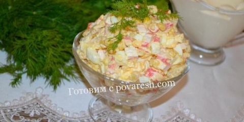 Salata sa rakim štapićima i ananasu - recept