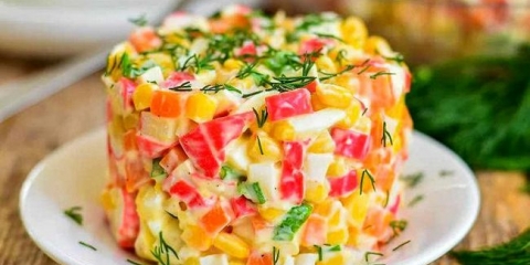 Salata sa rakim štapićima - najukusniji recepti za salatu od rakova