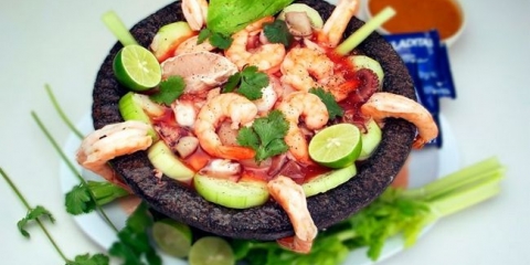 Salata sa škampima i avokadom - 5 jednostavnih i ukusnih recepata