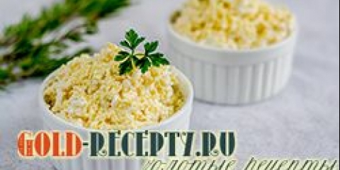 Salata sa topljenim sirovim i jajima jednostavnim receptom sa salatom sa fotografijom