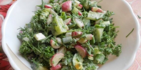 Salata sa radikalnom, krastavcem i jajetom - jednostavnim i ukusnim receptima