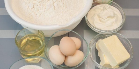 Dvostruko tijesto kvasca za pečenje nedostaje - pita / pite / parovi / kobasice u tijestu ..