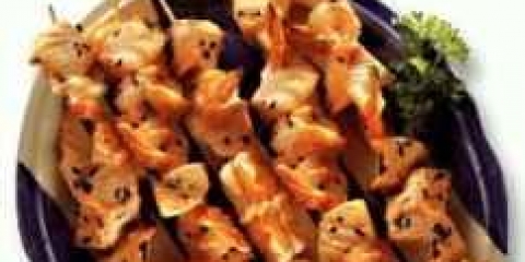 Riblje pečeno skewer