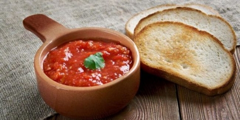 Sweet adzhika recept sa fotografijama