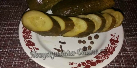 Slatki krastavci za zimu u bankama - 8 ukusnih recepata