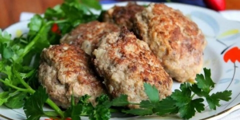 Sočne pileće kotlete u rerni