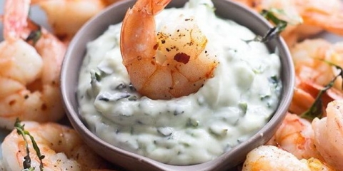 Jedrilica sa sosom od kiselog pavlake