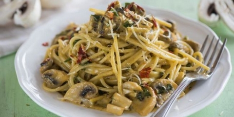 Spaghetti umak od gljiva recept sa fotografijom