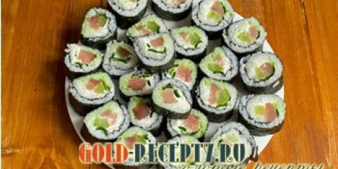 Suši sa crvenim ribljim receptom kod kućnog recepta sa fotografijom po korak
