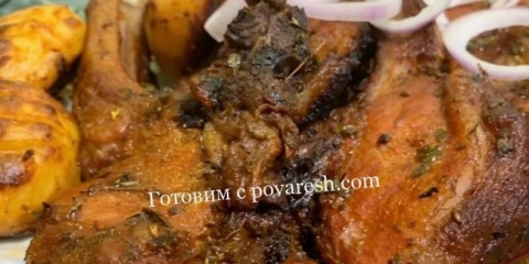 Svinjski korejski s krompirom u pećnici korak po korak