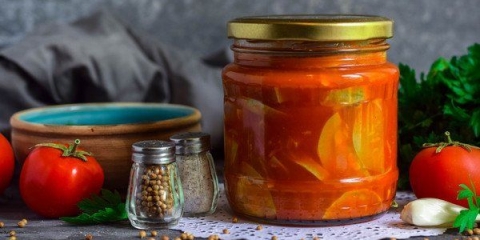 Top 5 recepti za tikvice u rajčici za zimu držite prste