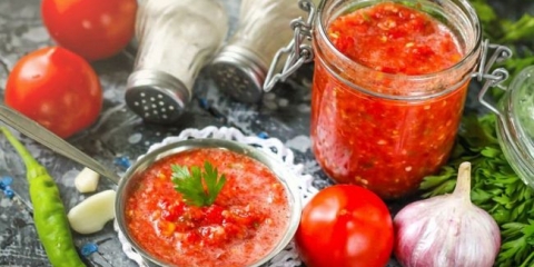 Tri recepta za izradu podešavanja bez paprike za zimu