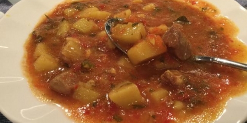 Mađarska juha od gulaša - kuhajte kod kuće