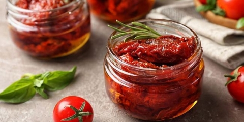 Sušier rajčica za zimu: recepti za pećnicu i sušilicu