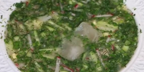 Ukusna okruška okruchka na kvassu - klasični recepti za pripremu