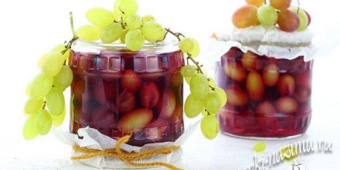 Ukusna marinirana grožđa za zimu u bankama