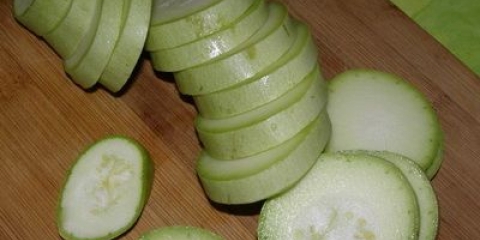 Kombinacija prženih tikvica