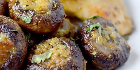 Pečene gljive u rerni (14 ukusnih recepata)