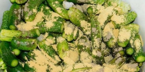 Lemljenje krastavca bez octa sa senđama