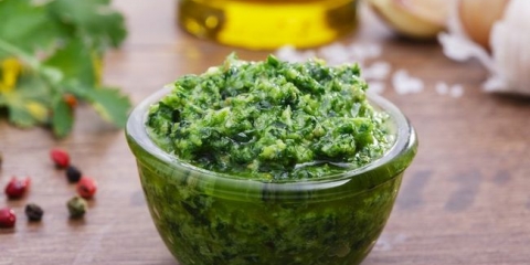 Green adzhika u abhazijskom receptu sa fotografijama