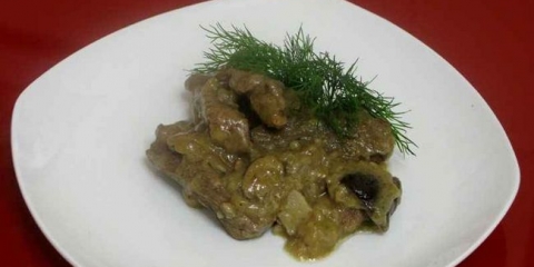 Pečena govedina sa bijelim gljivama